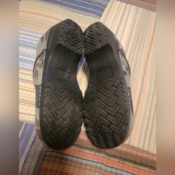 SANITA CAMOUFLAGE CLOGS - Picture 2 of 8